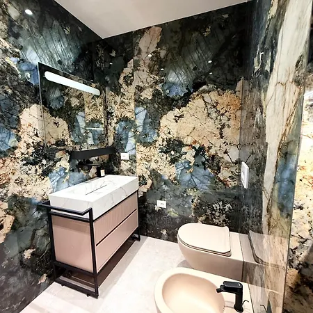 アパート Luxury In The Vertical Forest Building