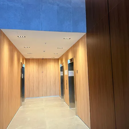 Luxury In The Vertical Forest Building * ティラナ