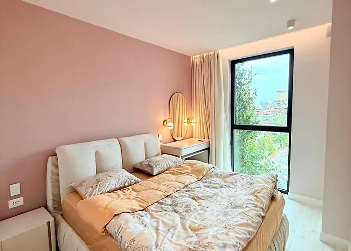 Appartamento Luxury In The Vertical Forest Building Tirana