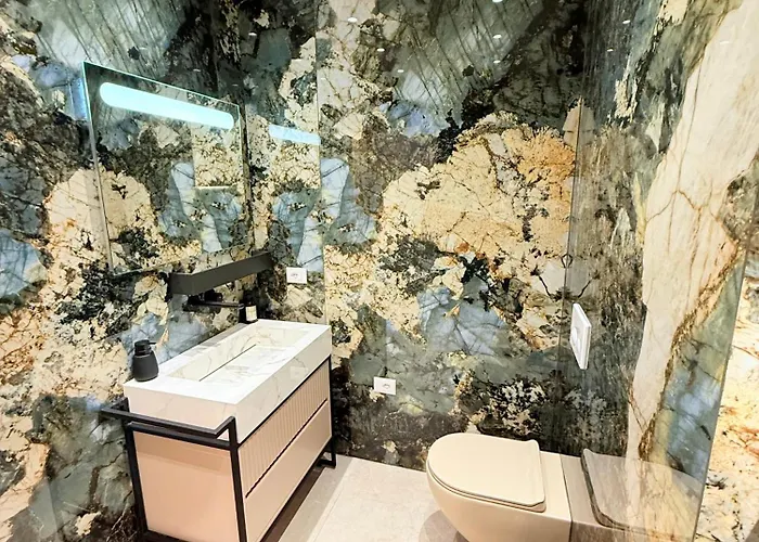 Luxury In The Vertical Forest Building Appartamento