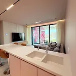 Apartamento Luxury In The Vertical Forest Building Tirana