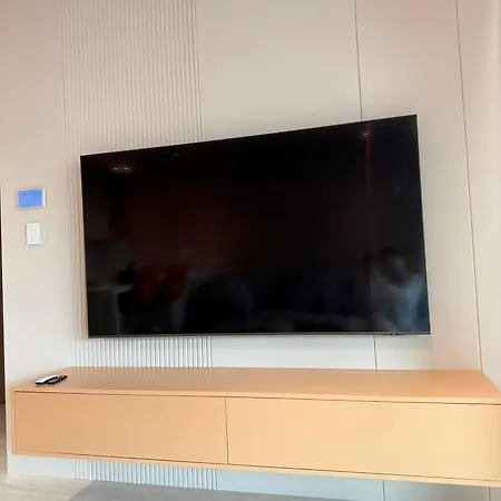 Daire Luxury In The Vertical Forest Building Tiran