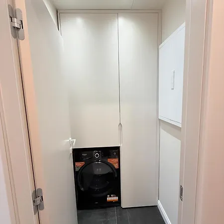 Luxury In The Vertical Forest Building 公寓 地拉那