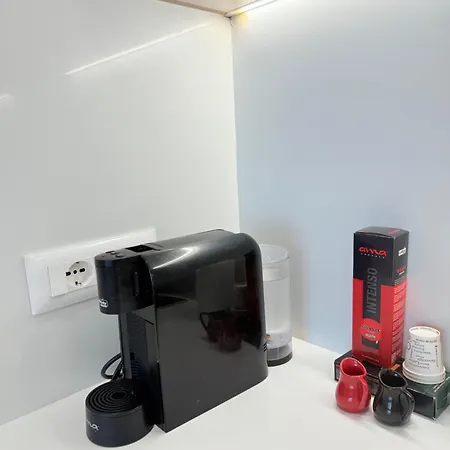 公寓 Luxury In The Vertical Forest Building 地拉那